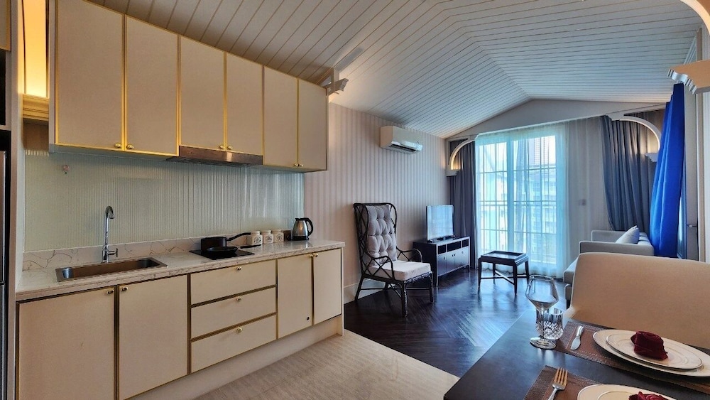 Grand Florida 1Bedroom CloseToBeach G610