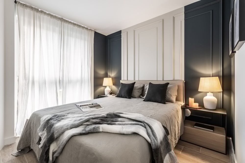 Abantos - 1 Bedroom With Pool in Castilla