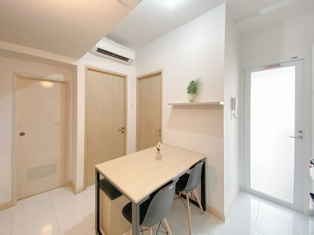Cozy And Homey 2Br Apartment At Tokyo Riverside Pik 2