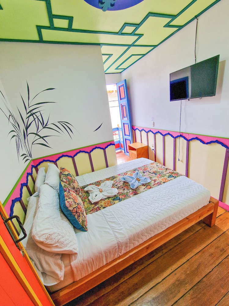 Hostal Mythos