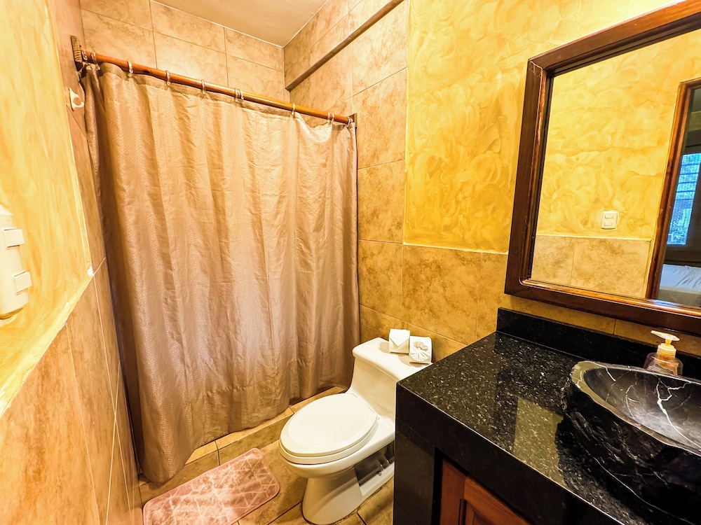 Villas Le Suisse Monterrico