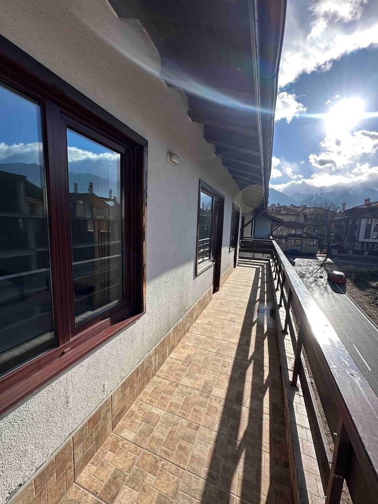 2405 Cosy Mountain View Apartment - 200mbps Wi-fi!