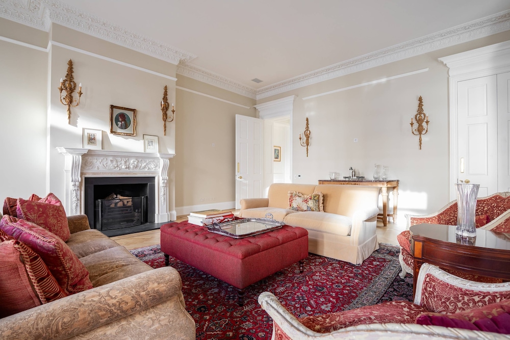 Earl's Court Square XI by Onefinestay