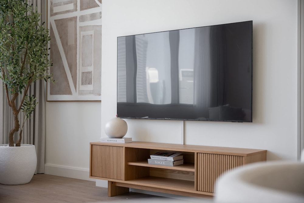 Sky Garden s Magnificent 1 Bedroom Apartment Perfect for 4