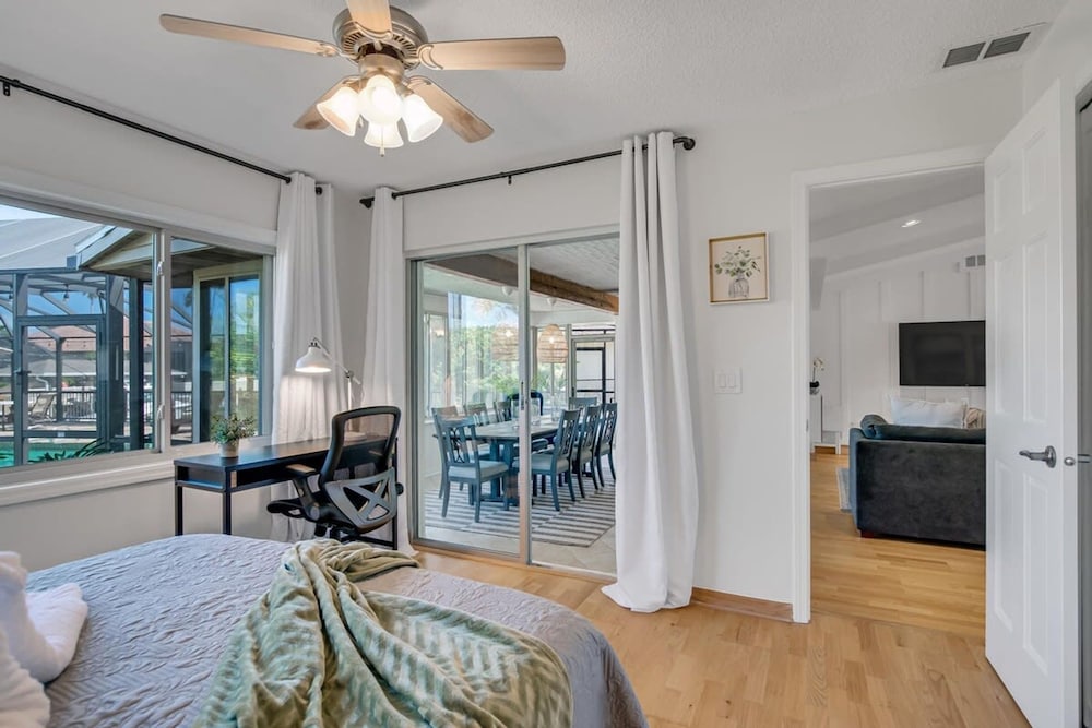 Saltwater Canal Home Heated Pool 3 2 2 Gorgeous Pets Welcome