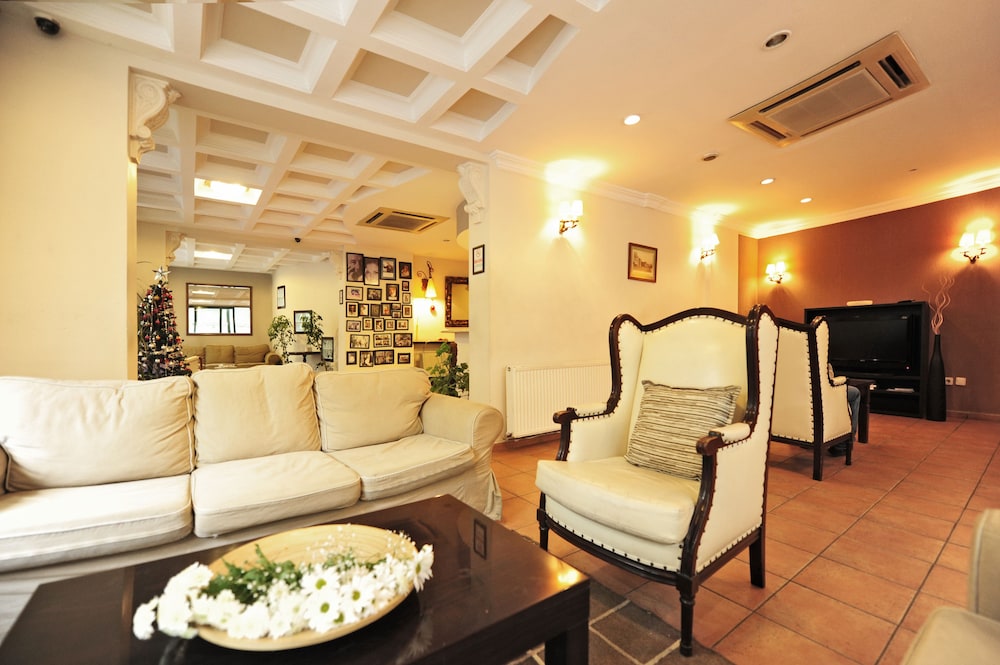 Üstün Otel Alsancak - Image 6