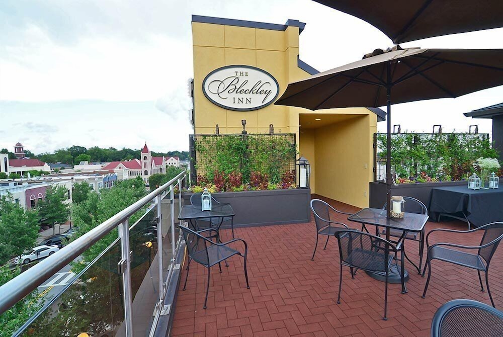 The Bleckley Inn view 3