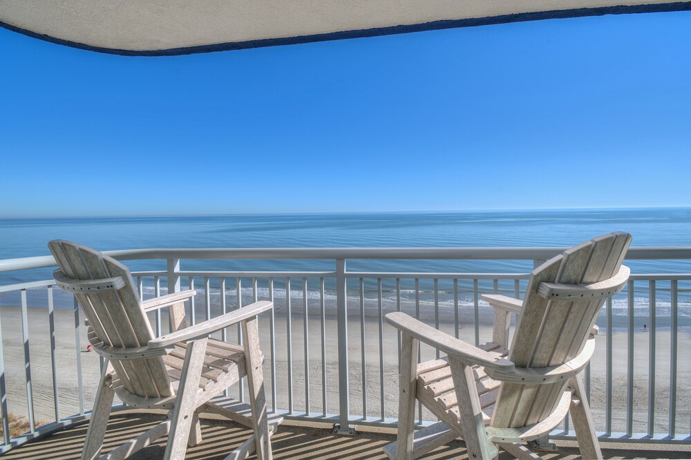 Grand Atlantic by Elliott Beach Rentals