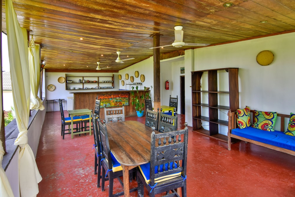 Hiliki House