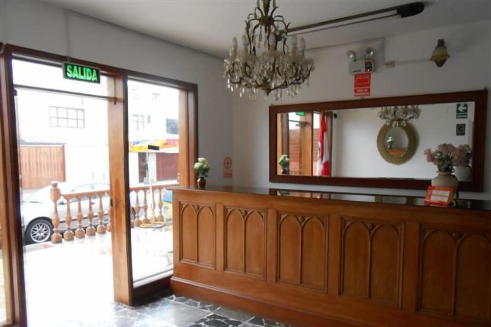 Hostal Residencial Cesar Alberto