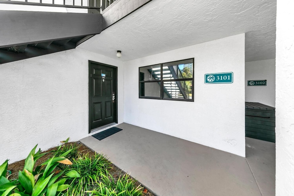Edgewater Golf Villa 3101