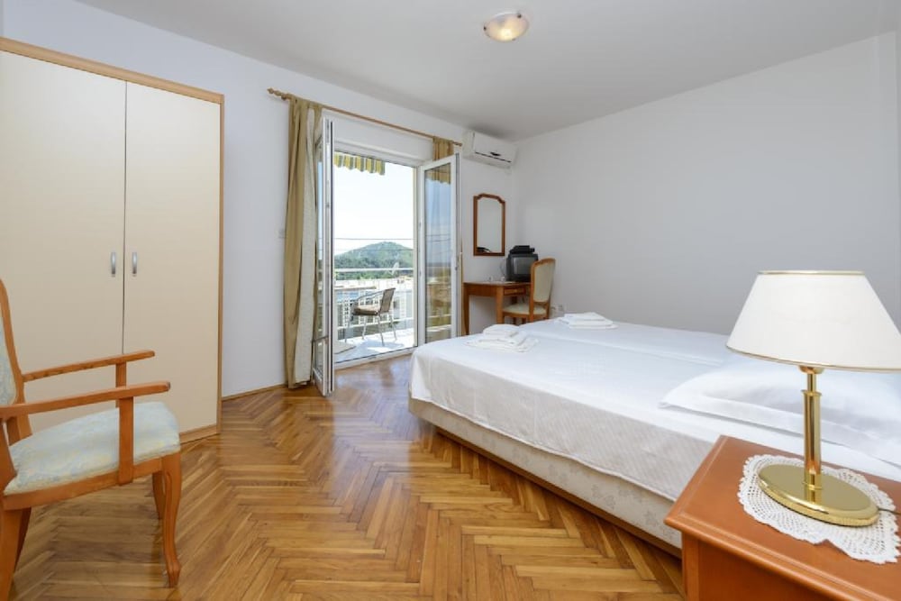Apartments Botica