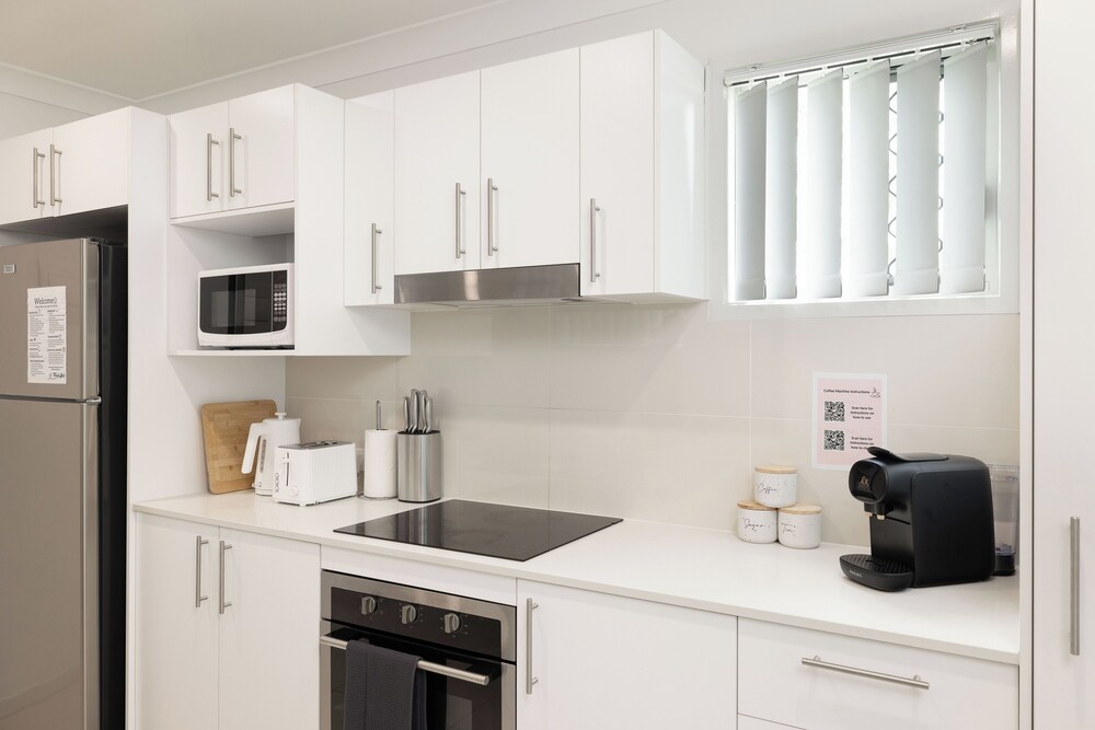 Smart Suites Self Check-in Apartments - 31A Freney