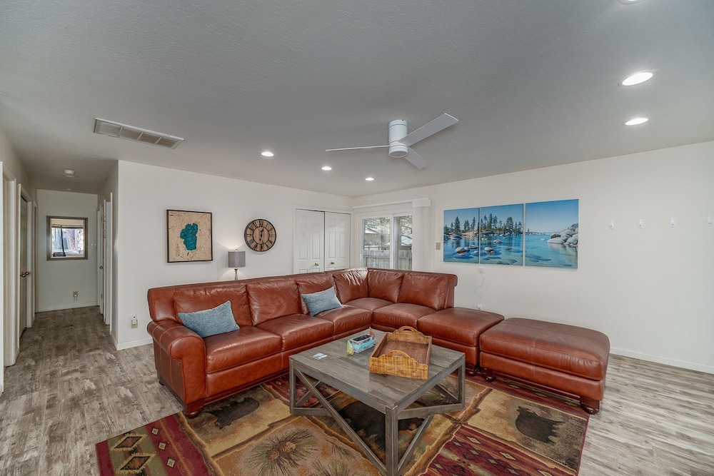 The Azure Tahoe Cabin 3 Bedroom Home