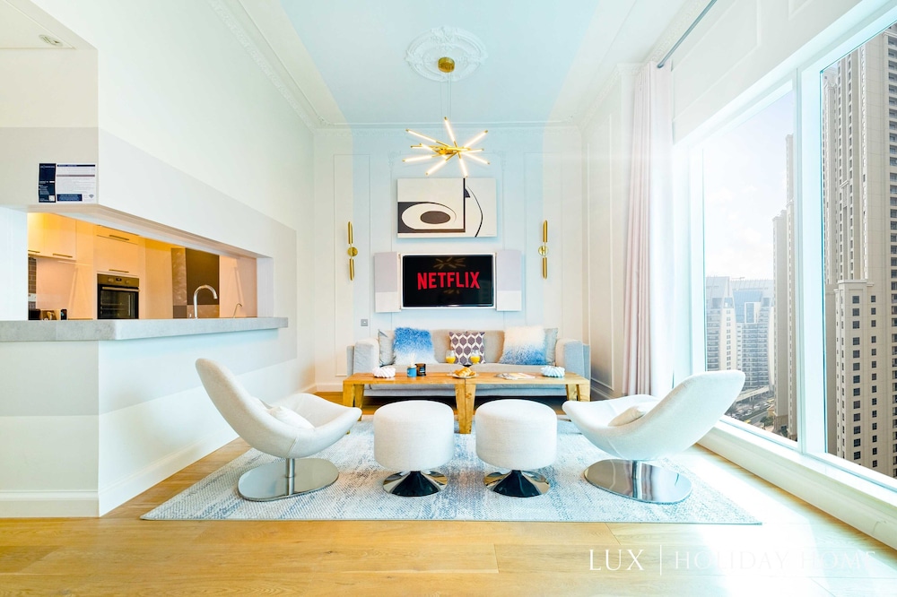 LUX  Marina Promenade Penthouse suite