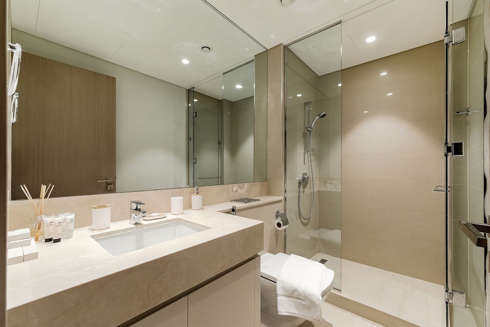 Luxury Burj Khalifa View 4BR