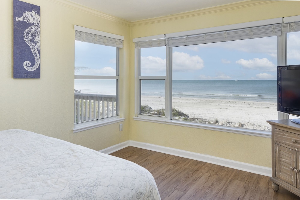 Sand Glo Villas