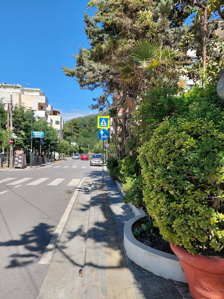 Hotel Nacional Durres