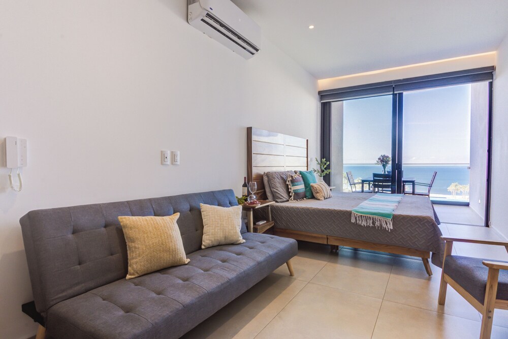 Aria Ocean Condominios