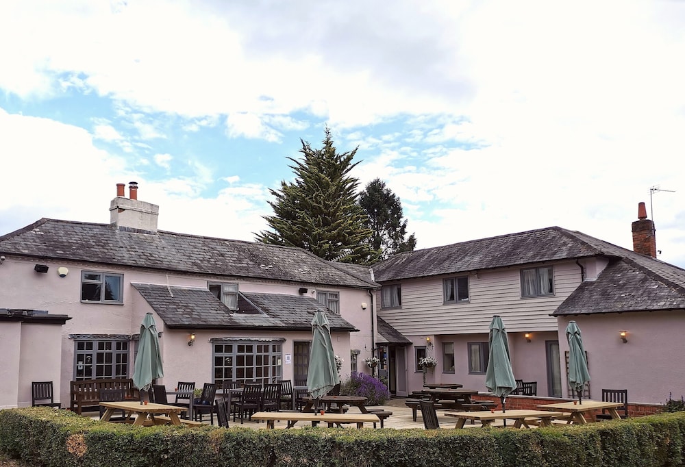 High Wycombe Vacations - The Chilterns Fox - Property Image 5