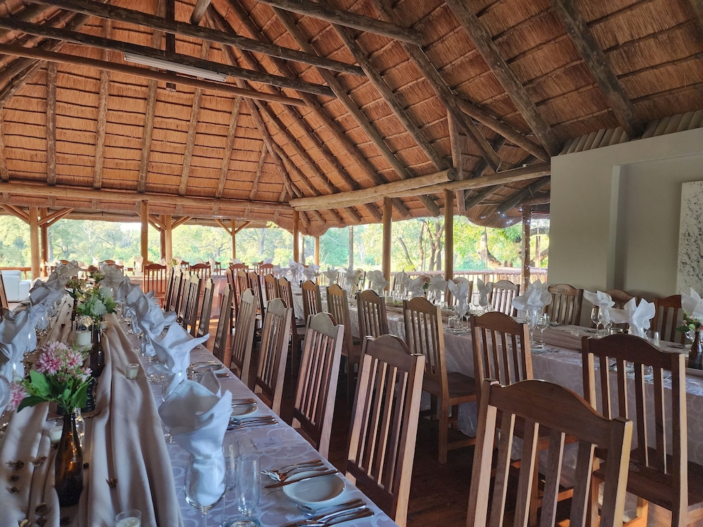 Karongwe - River Safari Lodge