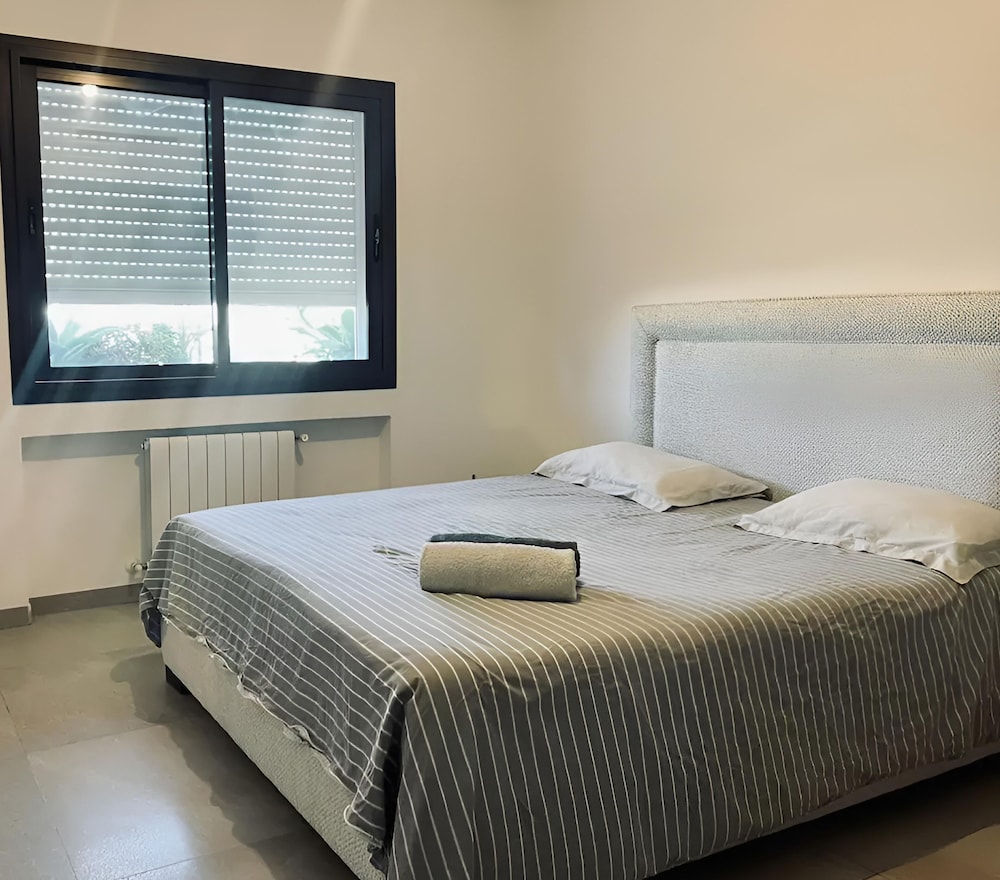 Journeyjoy Ii Luxury Apartment With Pool & Gym view 2