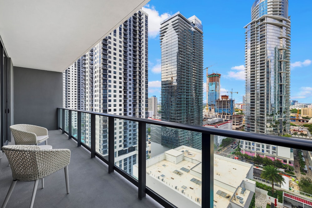 Luxury Condos in Downtown Miami