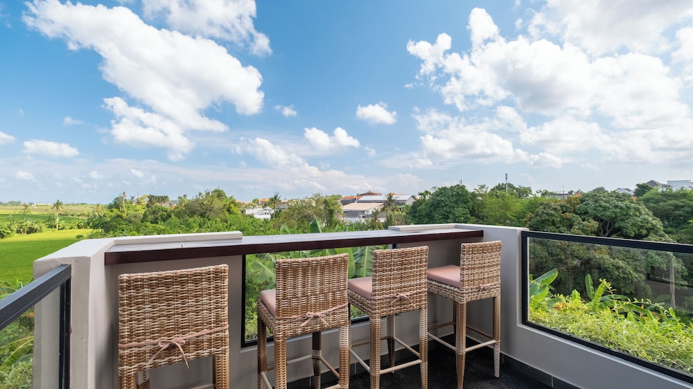 Baliris Villa V by Villa Finder
