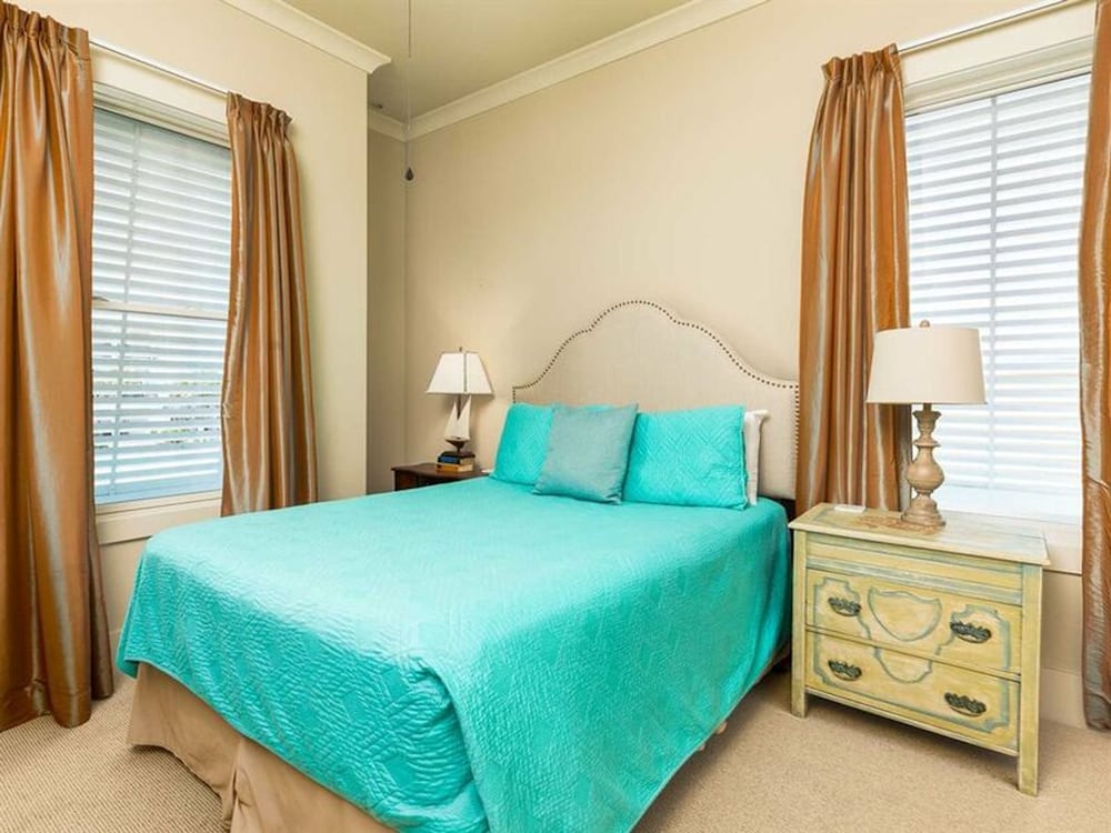 The Wild Air by Meyer Vacation Rentals view 2