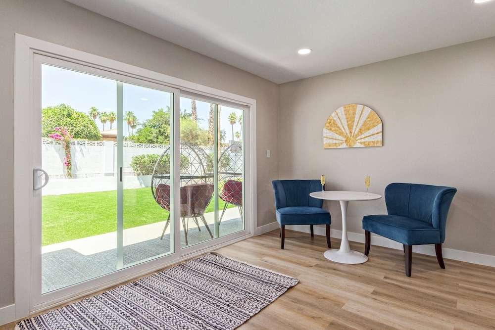 Desert Rose-hot Tub-pool Heat Avail-fire Pit-golf!