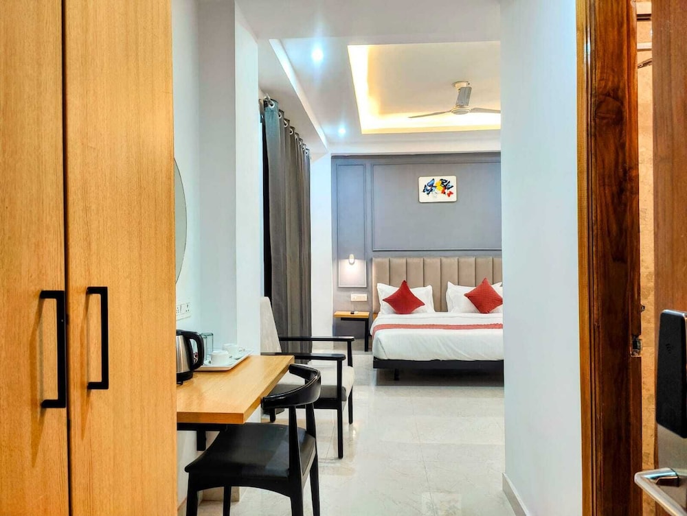 Hotel Mavens House