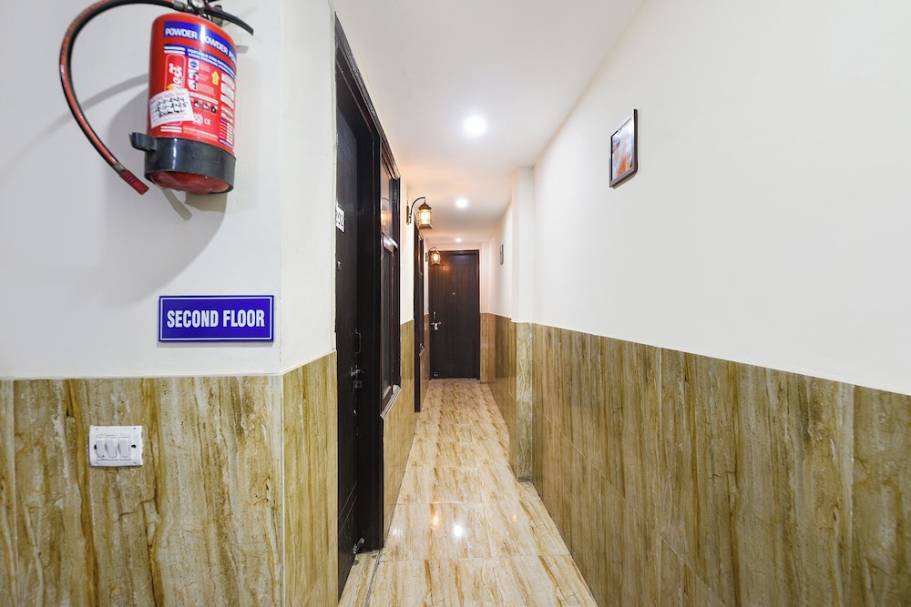 Fabhotel Stay Residency