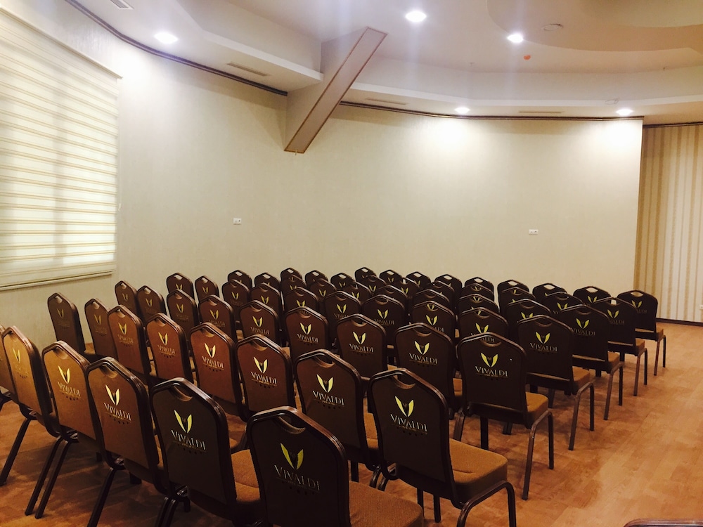 Vivaldi Park Otel - Image 15