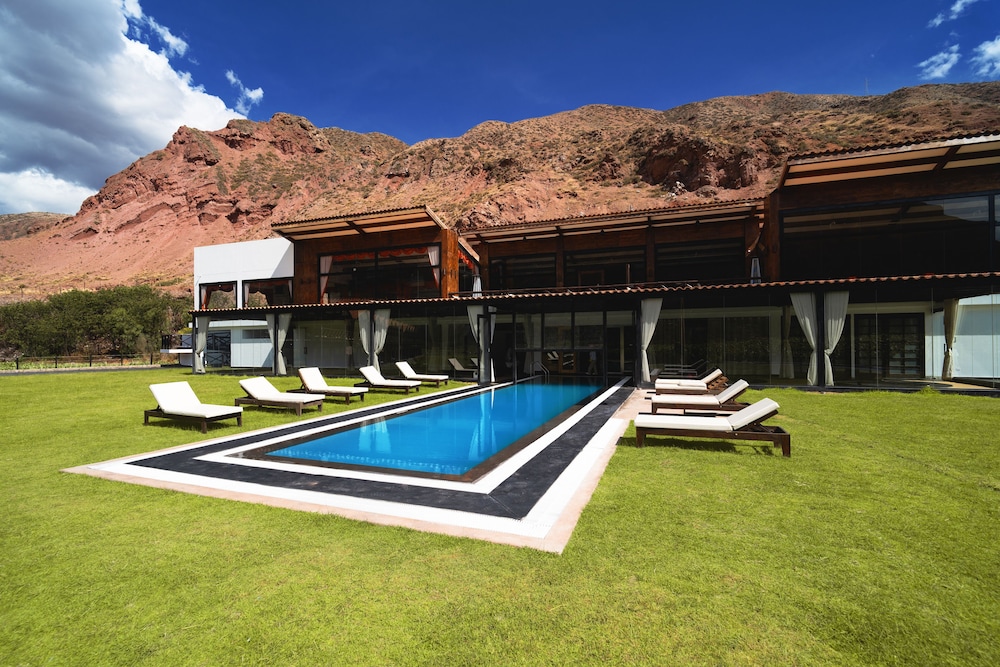 Rustica hoteles URUBAMBA