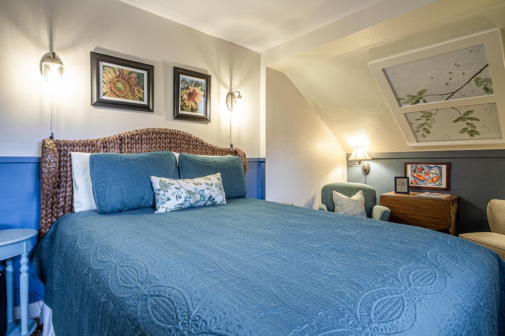 Ashland Vacations - Oak Hill Bed Breakfast - Property Image 16
