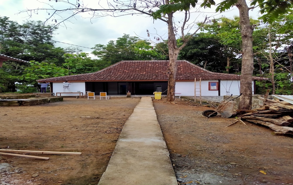 ABIYASA HOMESTAY SYARIAH view 3
