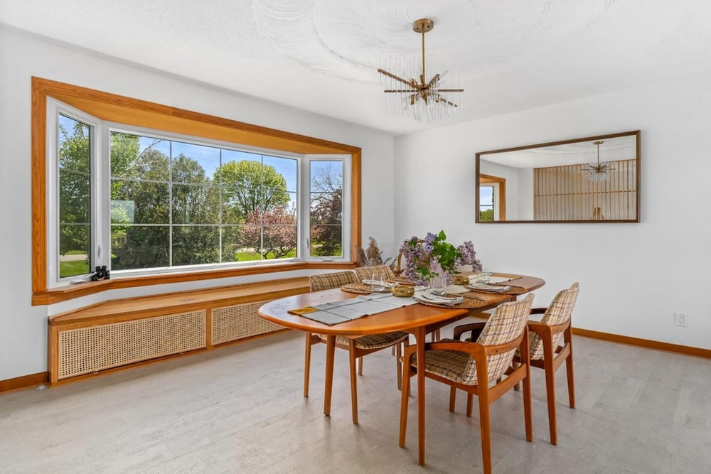 Welcome to Field of Dreams in West Lake - Image 5