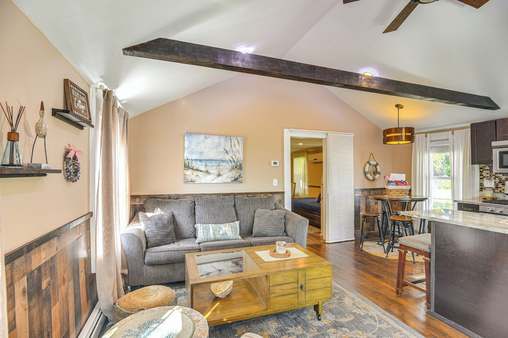 Walk to Beach: Water-view Abode in Portsmouth!