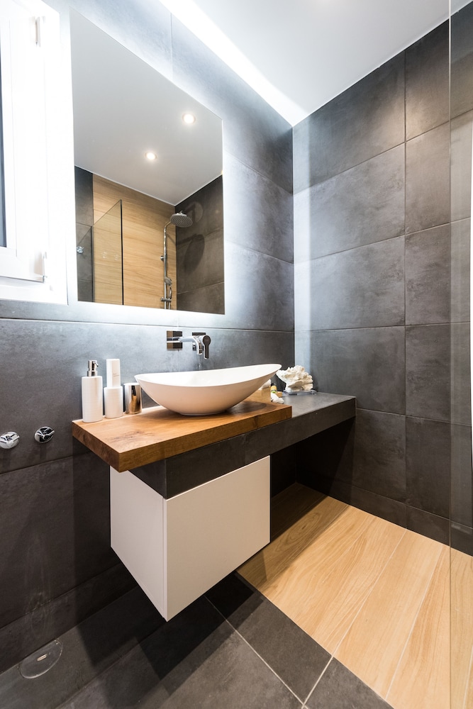 Acropolis View Deluxe Penthouse & Luxury Apartments