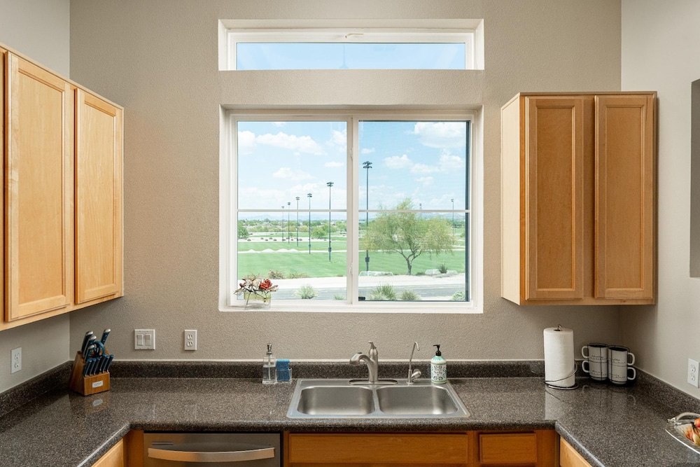 Par Excellence at TPC Comfort Views Golf Pool