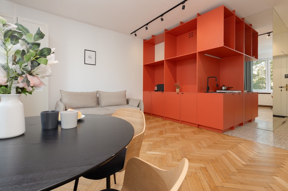 Comfy Studio Grójecka Warsaw by Renters view 4