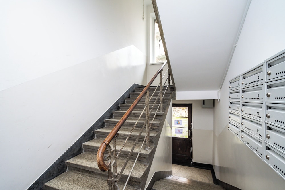 RentPlanet - Apartament Mazowiecka