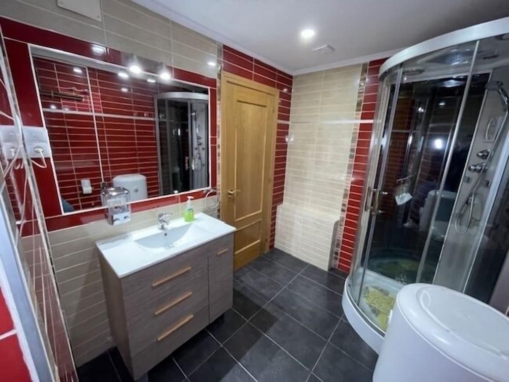HOSTAL QUINTA SANTILLAN