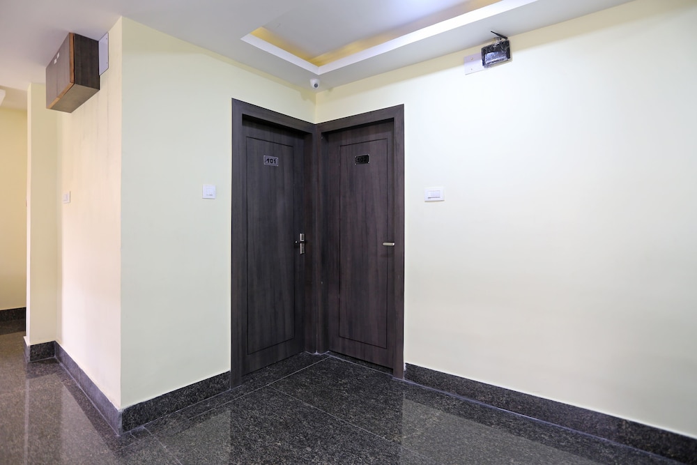 OYO 6709 Hotel L N International - Property Image 21