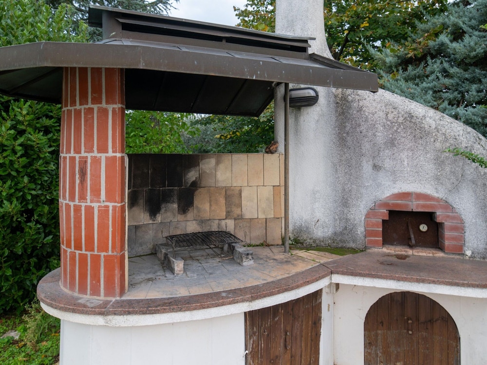 Photo 32