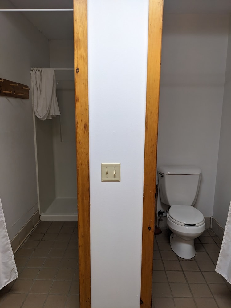 Gunflint Lodge & Outfitters