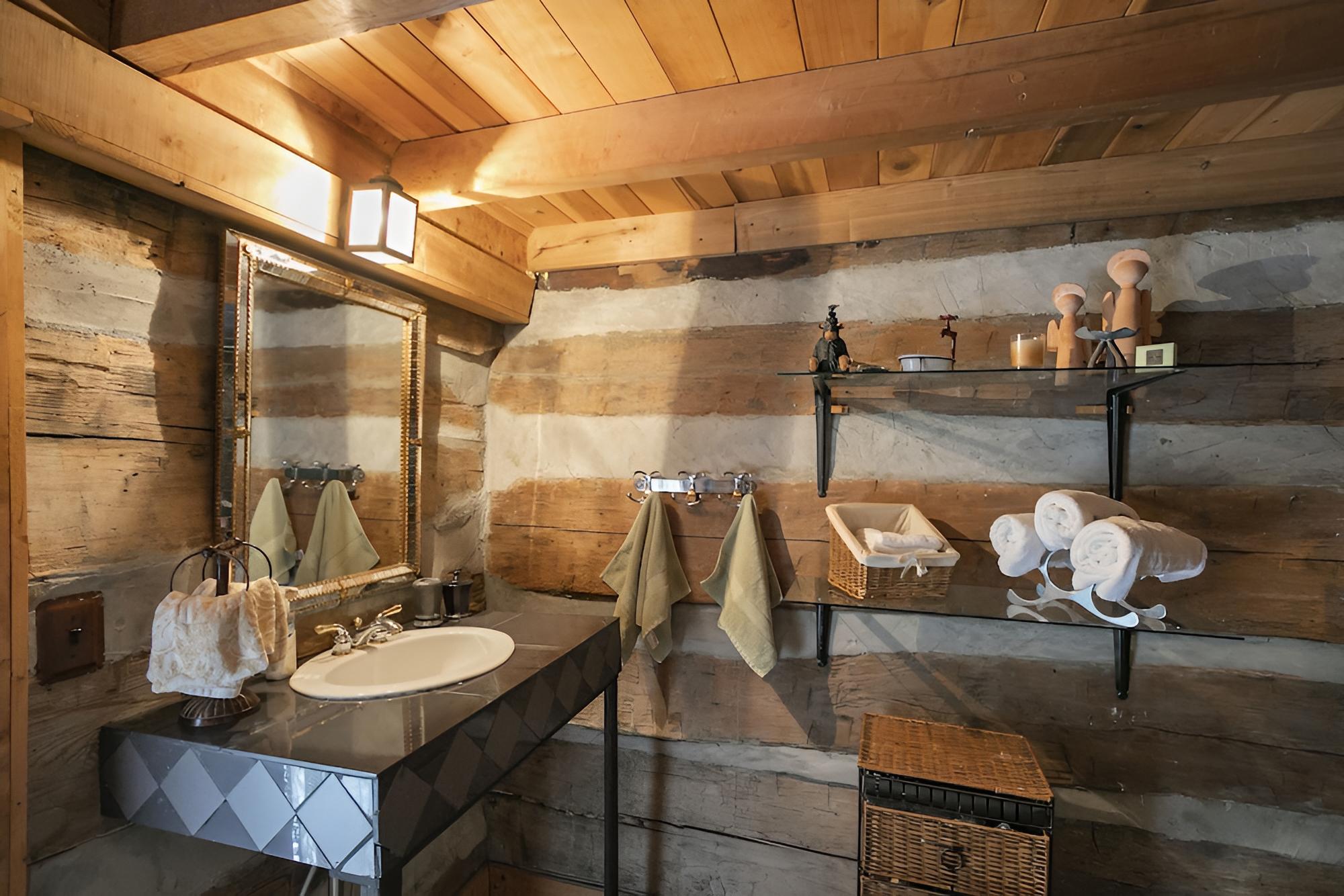 Historic Family Cabin to Watch the Sunset with 270 degree views of Kentucky Lake view 2