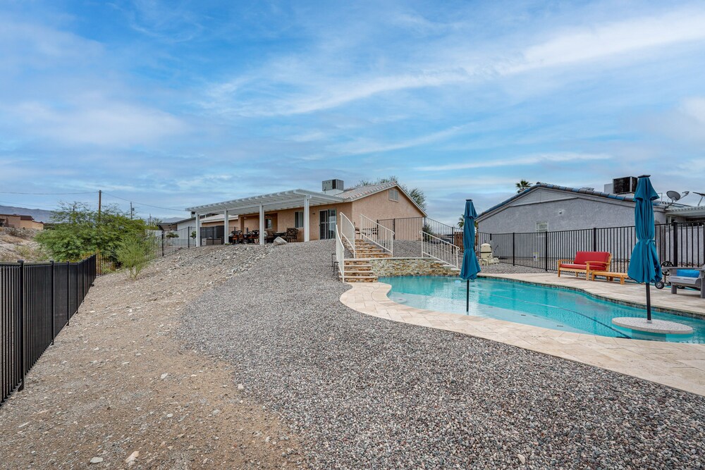 Lake Havasu City Home w/ Private Pool & Fire Pit! view 5