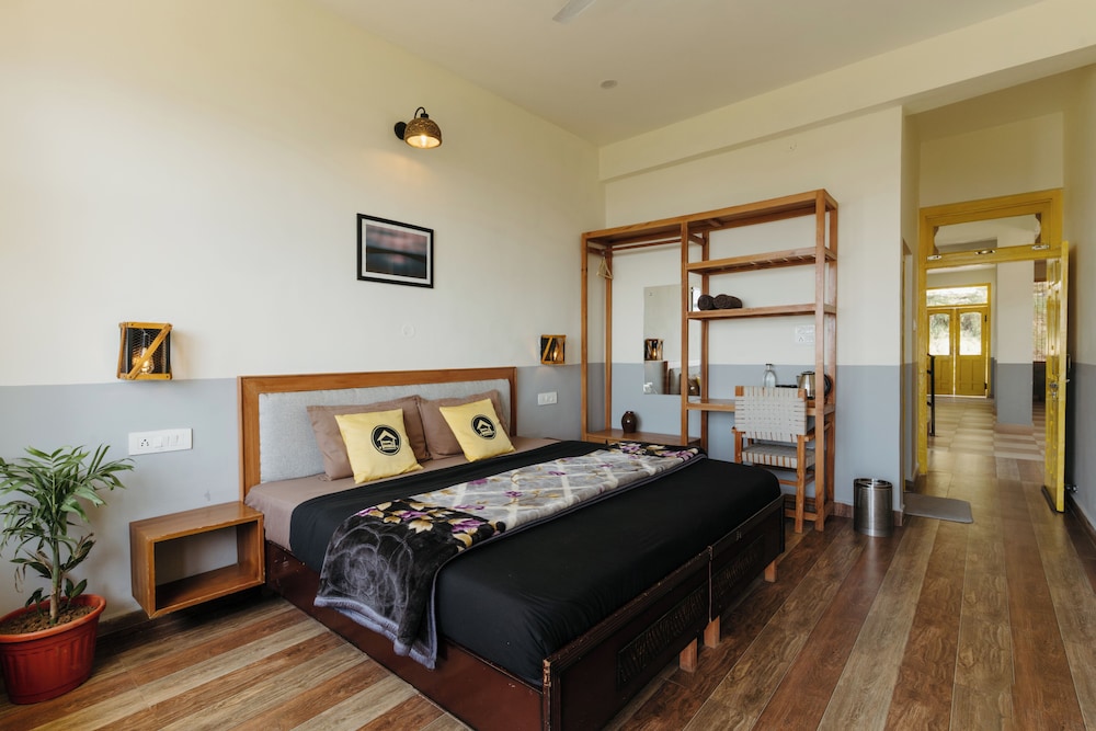 The Hosteller Kareri