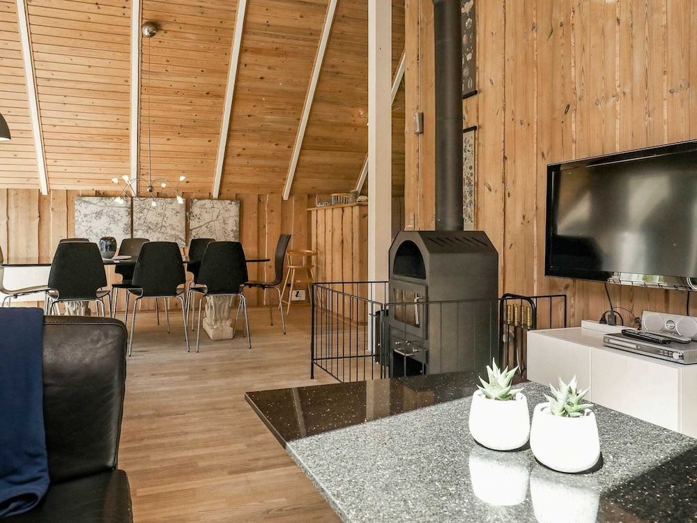 8 Person Holiday Home in Blavand